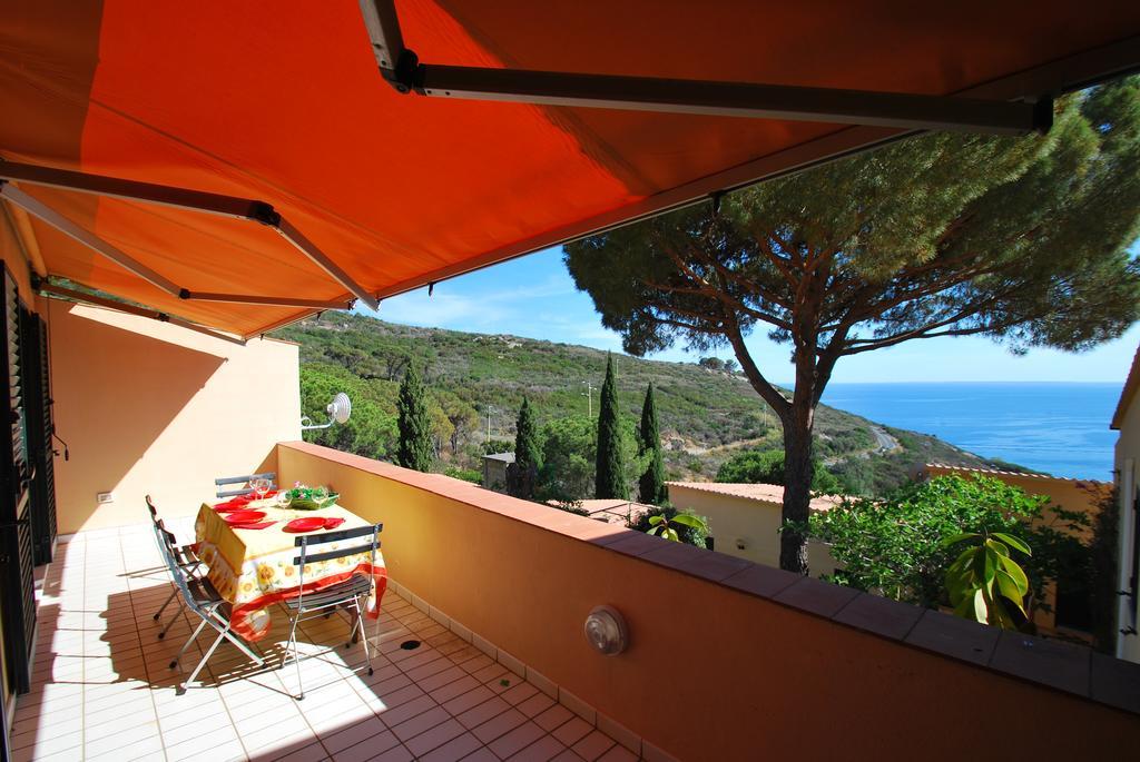 Grotta Azzurra Apartment - Cavoli - Terrazza Vista Mare, Clima E Parcheggio San Piero in Campo (Isola d'Elba) Exterior foto